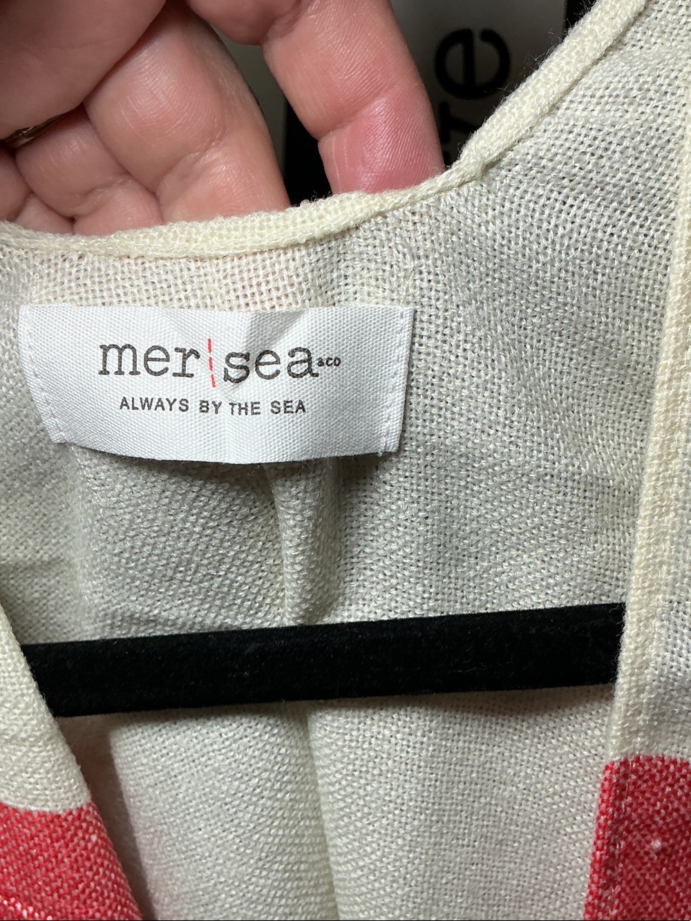 Mersea Lightweight Colorblock Modern Travel Wrap Poncho Shrug in Coral & Pink - Picture 2 of 5
